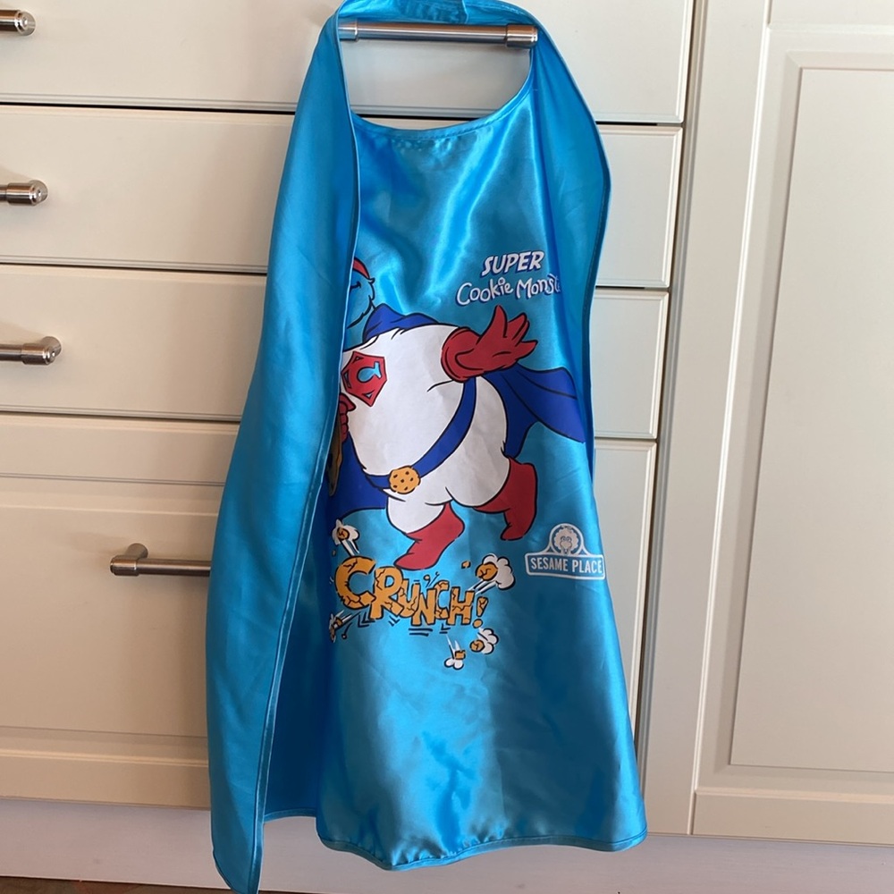 Sesame Place Cookie Monster Cape
Sesame Street - Picture 4 of 9